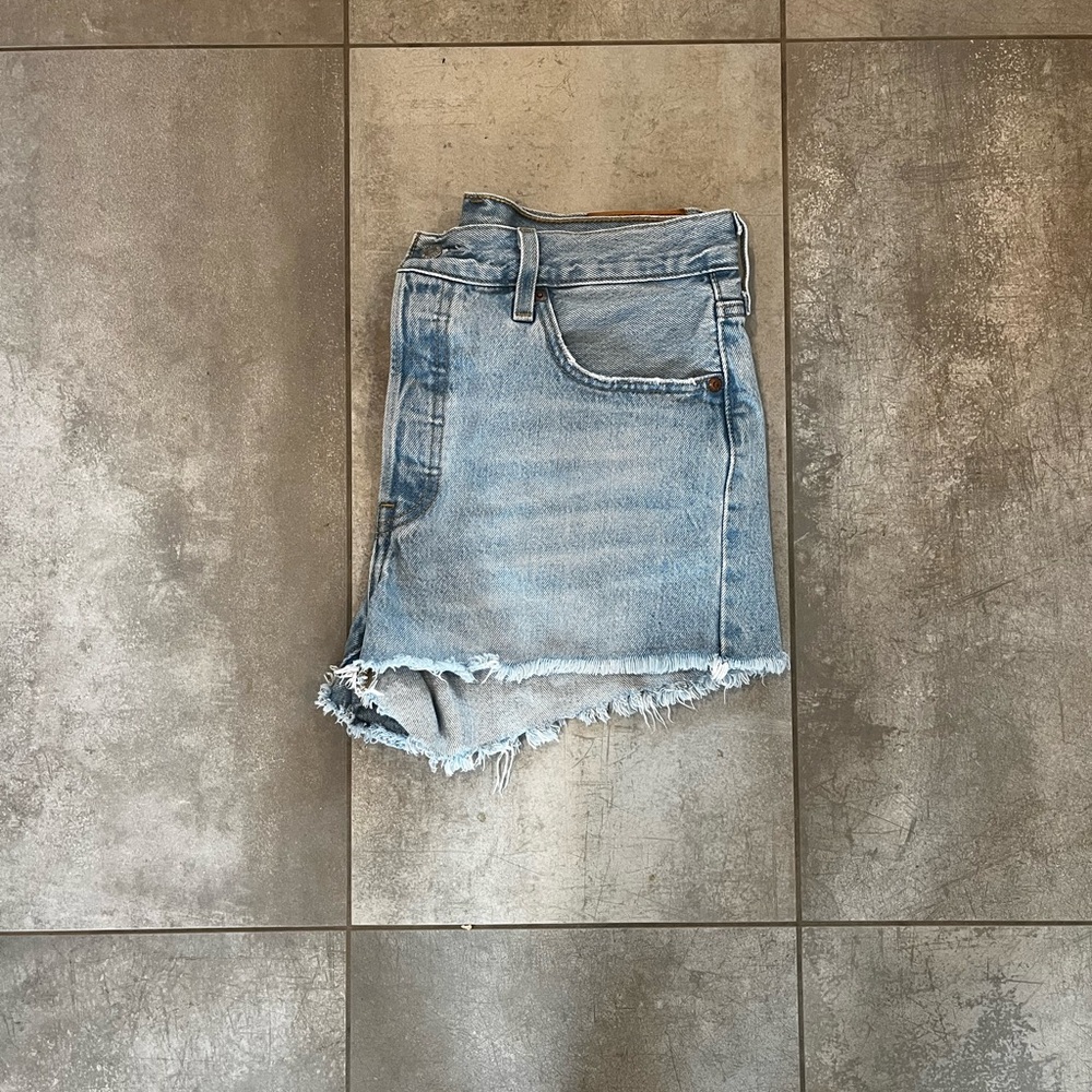 Light Denim Short